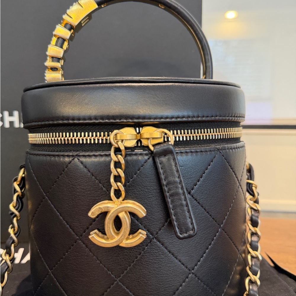 Chanel Black and Gold Mini Quilted Bag - Picture 5 of 7